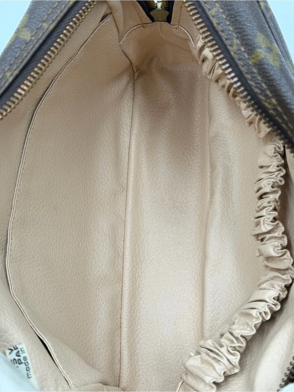 Louis Vuitton Trousse 23 Vintage Toiletry Bag With Dust Bag Great Condition - Picture 12 of 16